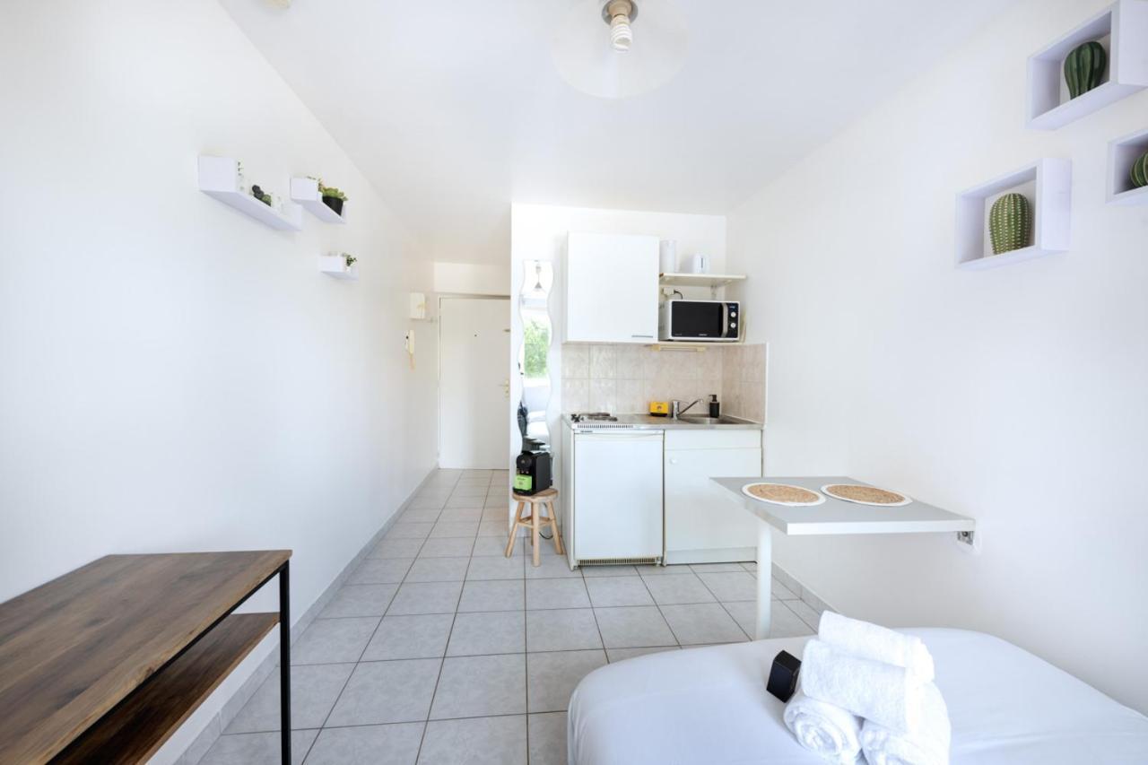 Le Pavillon Studio 2Pers Apartman Lyon Kültér fotó