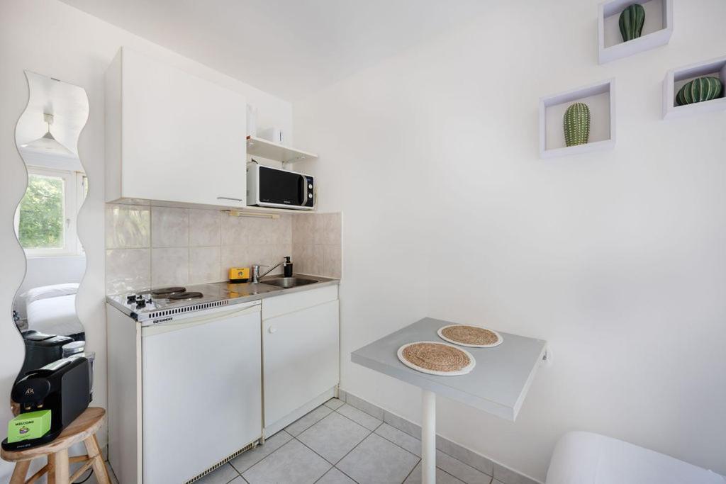 Le Pavillon Studio 2Pers Apartman Lyon Kültér fotó