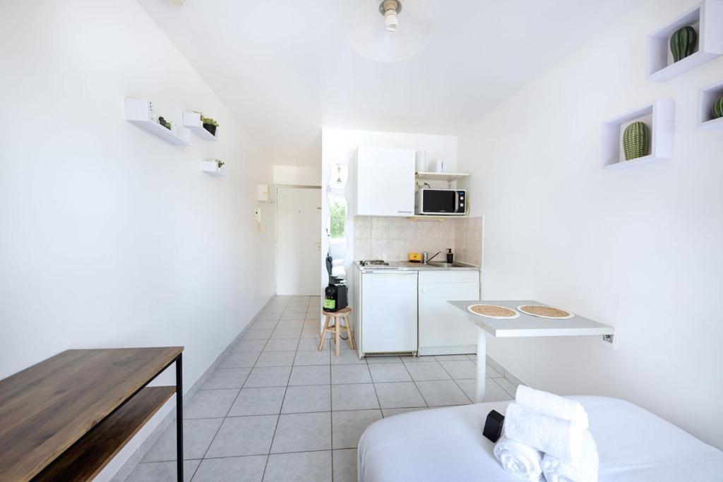 Le Pavillon Studio 2Pers Apartman Lyon Kültér fotó